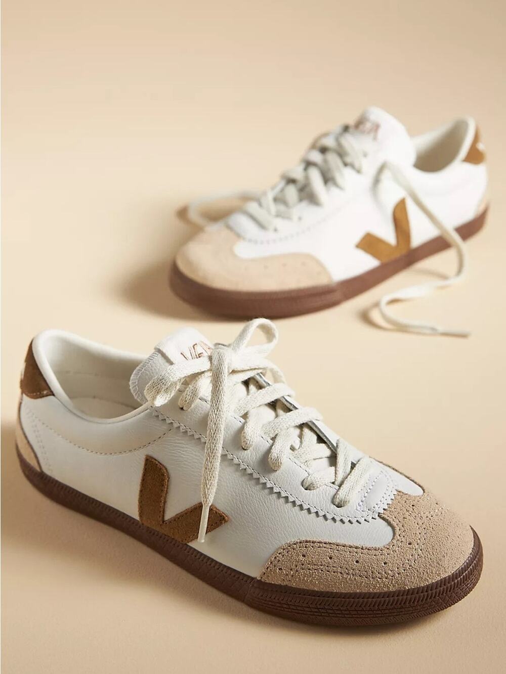 Veja Volley O.T. Sneakers